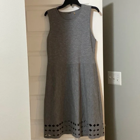 Elie Tahari | Dresses | Elise Tahari Jumper Sweater Dress | Poshmark